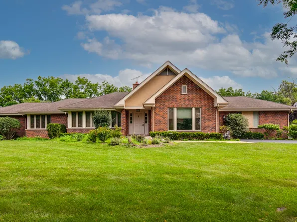 940 Coventry Dr, Lake Forest, IL 60045