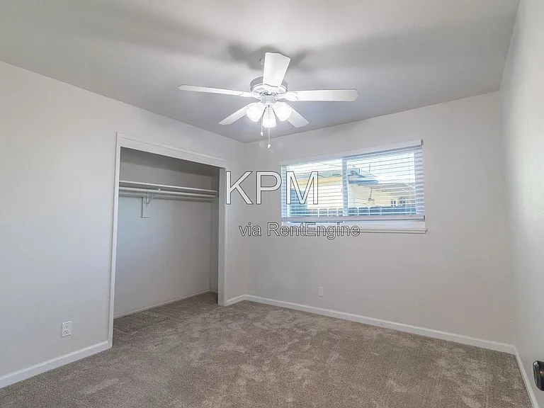 4248 E 4th St — Photo 10