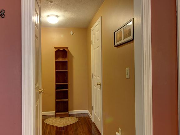 2nd image of 60 Constitution Dr