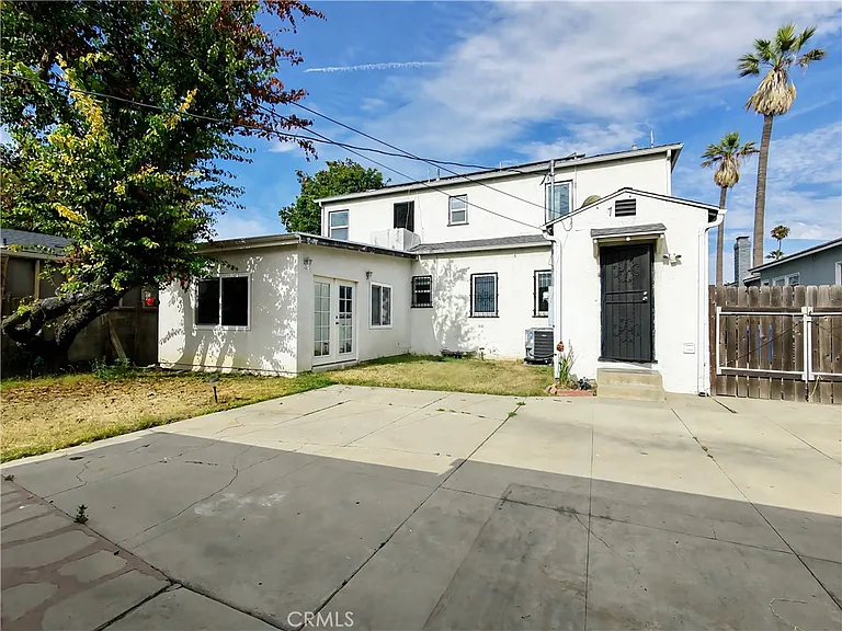 3907 Edgehill Dr — Photo 48