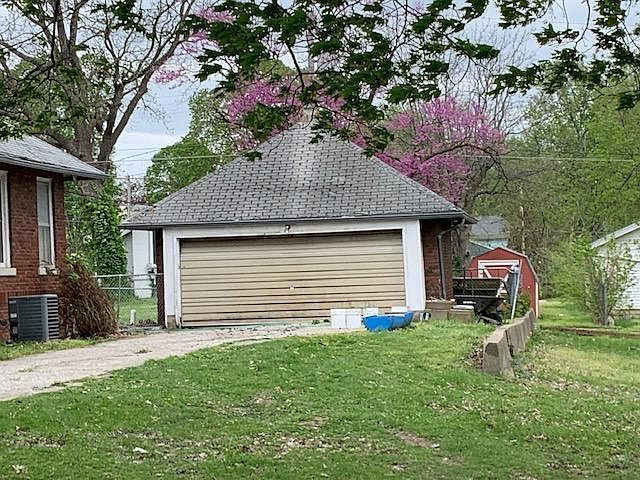 2nd image of 430 N Jefferson Ave