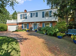 1323 Pine St, Glenview, IL 60025