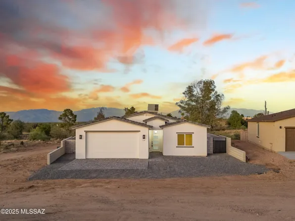 119 S Montgomery Ave, Vail, AZ 85641