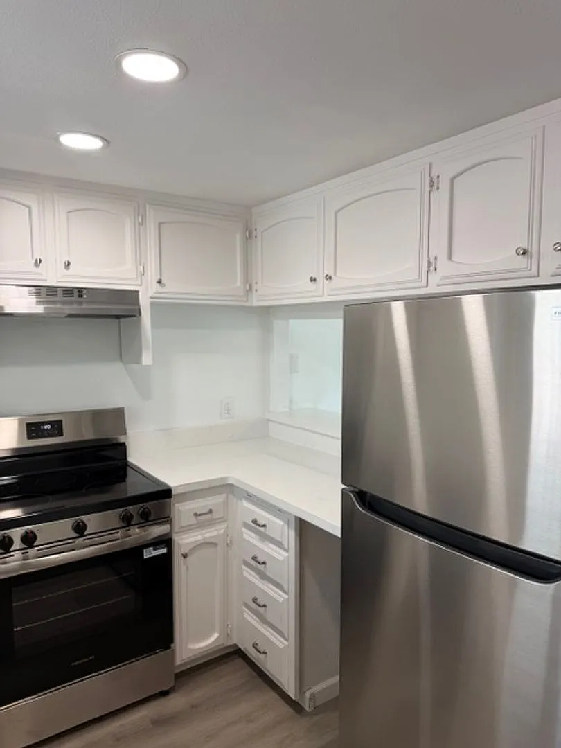 680 Chorro Street, Unit 22 *Room For Rent* — Photo 2