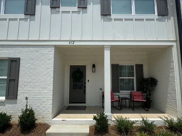 612 Cottage Grove Cir, Oxford, MS 38655