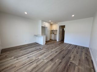 201 10th St APT 5, Huntington Beach, CA 92648