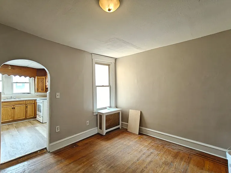 409 N Daggett St — Photo 3