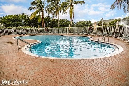 2nd image of 8011 Casa Palermo Cir