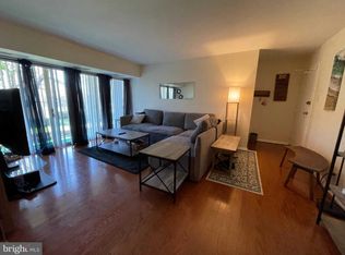 3702 N Rosser St APT T2, Alexandria, VA 22311