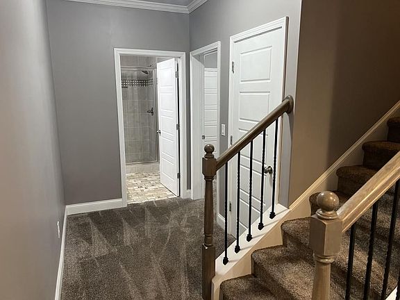 3rd image of 3018 English Manor Ln