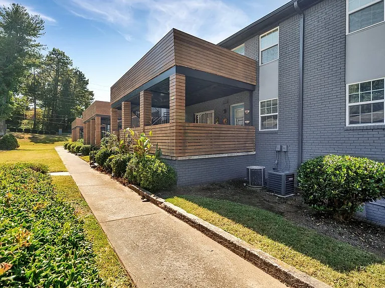 Summit Embry Hills — Photo 17