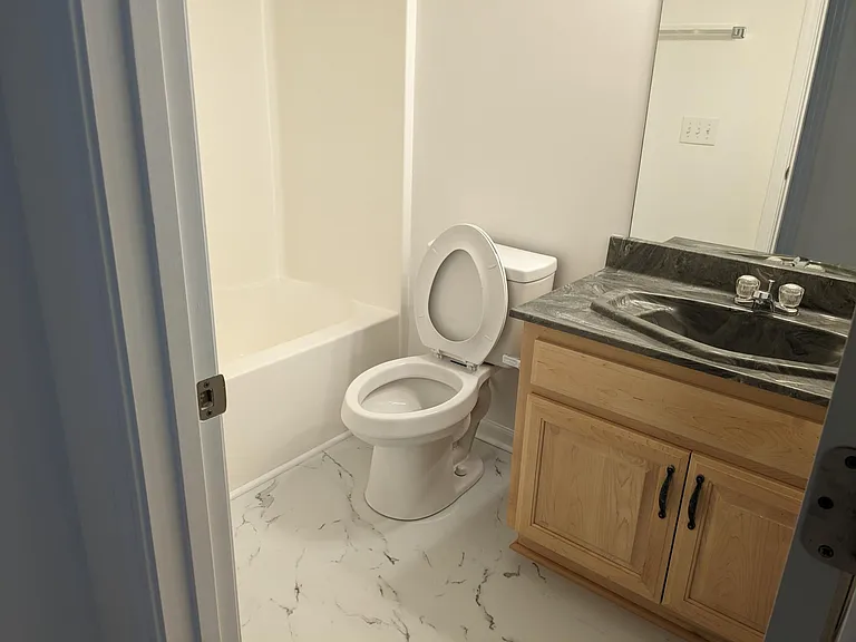 1715 Tradewinds Trl — Photo 12