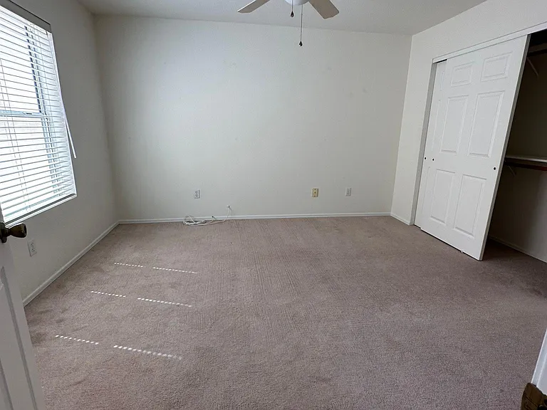 10457 S Avenida La Primera — Photo 8