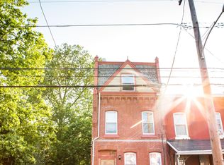 320 N 42nd St, Philadelphia, PA 19104