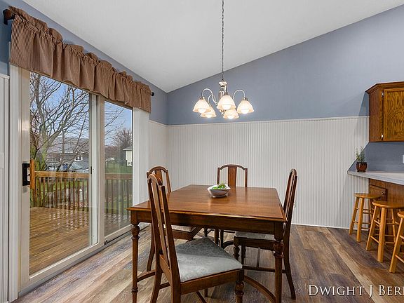 4th image of 4269 Heritage Dr