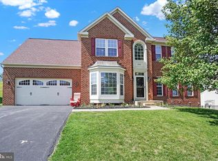 2542 Codorus Ln, Spring Grove, PA 17362