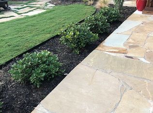 106 Winters Edge Dr, Red Oak, TX 75154