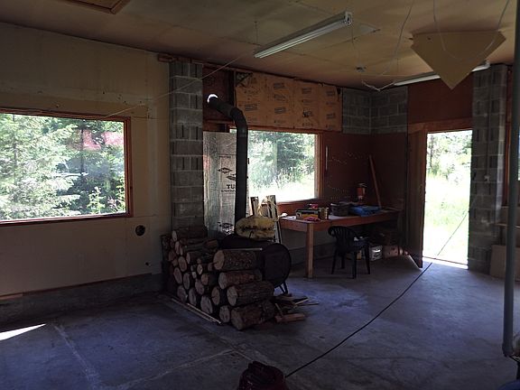 5th image of 51 Petersen Ln