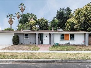 19608 Blythe St, Reseda, CA 91335