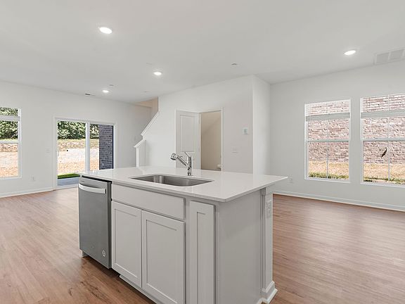 5th image of 7136 Mapleside Ln #1