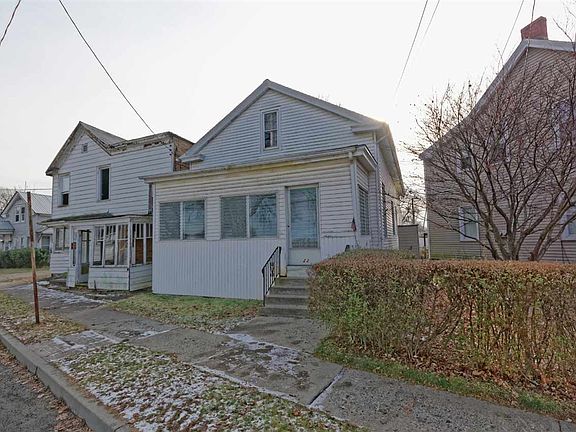 4th image of 22 Washington Ave