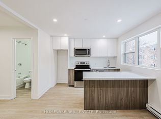 100 Liberty St N #8B, Clarington, ON L1C 2M1