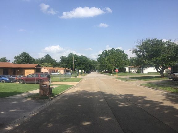 5th image of 1206 Alta Mira Dr