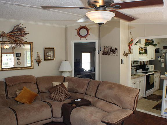 3rd image of 1100 Millbrook Ave