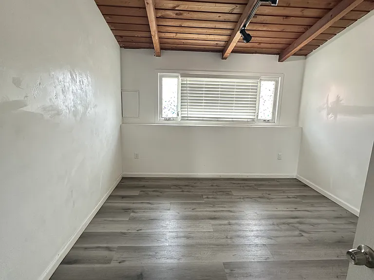 355 Broadway #A — Photo 9