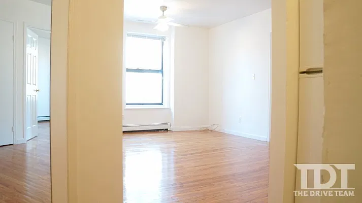 Rented by J Misrahi Realty Corp | media 15