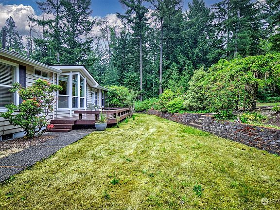 3rd image of 26737 Sanderling Place NE