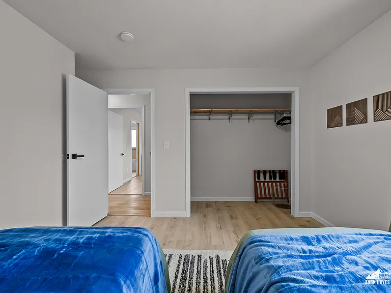 2101 Solstice Cir — Photo 32