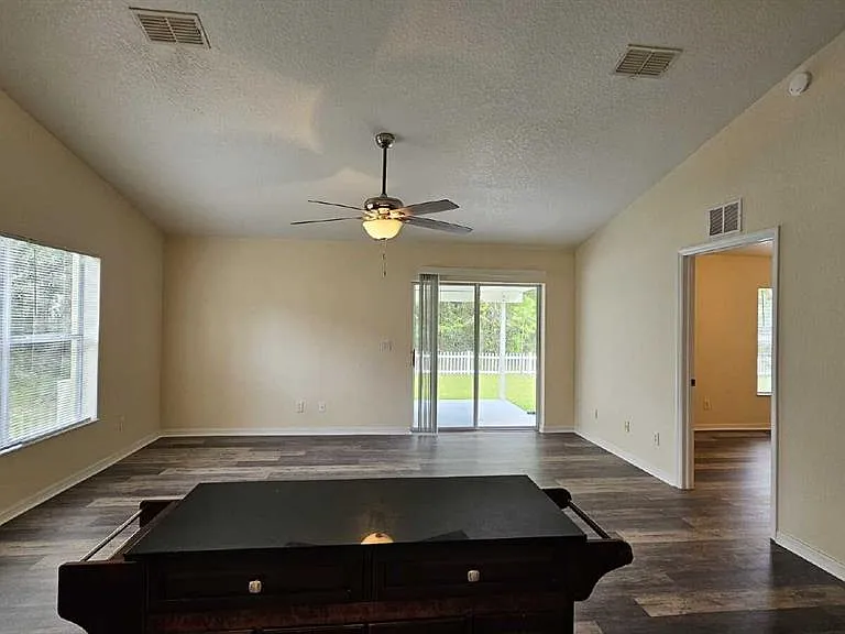 6290 W Oak Park Blvd — Photo 7