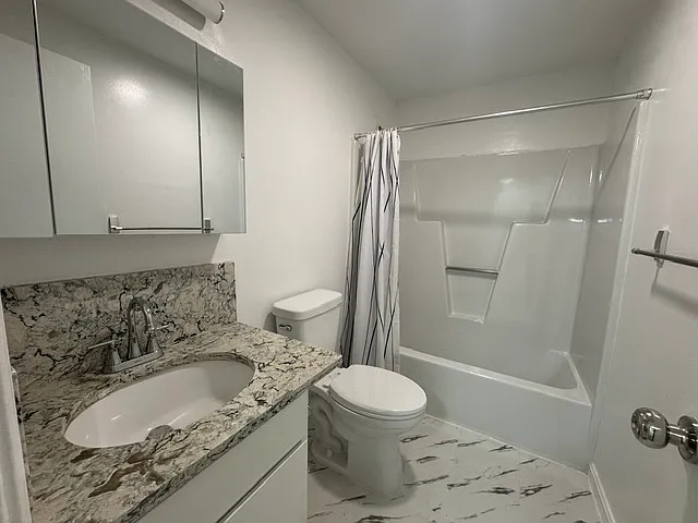 59 Kennedy Dr #59 — Photo 8