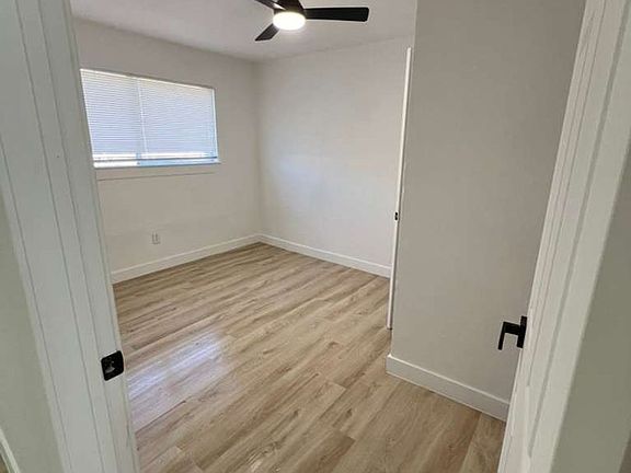 3rd image of 2413 Brewster St