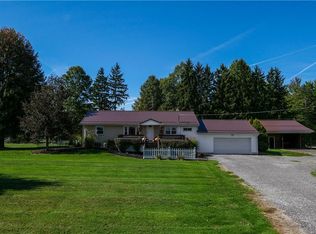 6753 Thompson Clark Rd, Bristolville, OH 44402