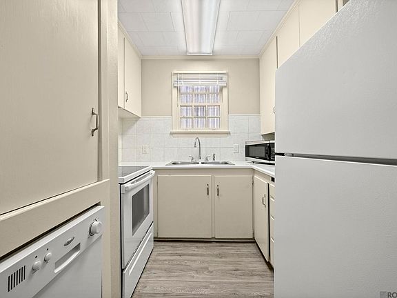 5th image of 3343 Tula St