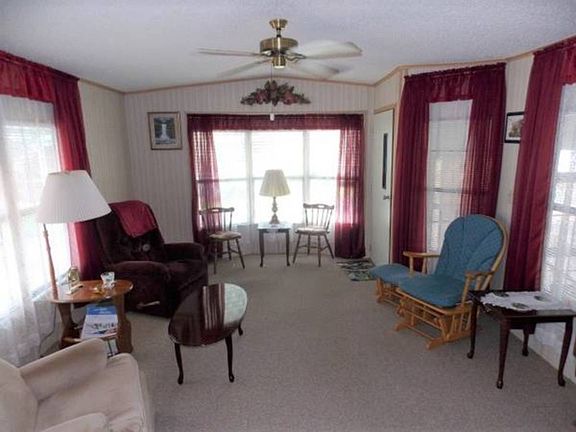 3rd image of 349 Mels Dr