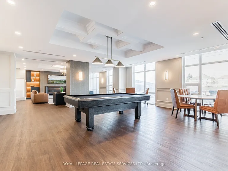 460 Dundas St E #221 — Photo 15