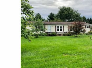 87 Dawn Ln, Honey Brook, PA 19344