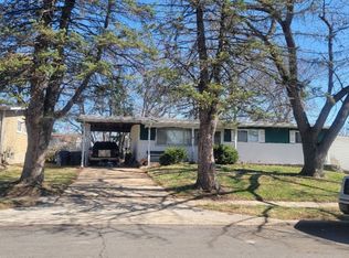 2545 Flamingo Dr, Florissant, MO
