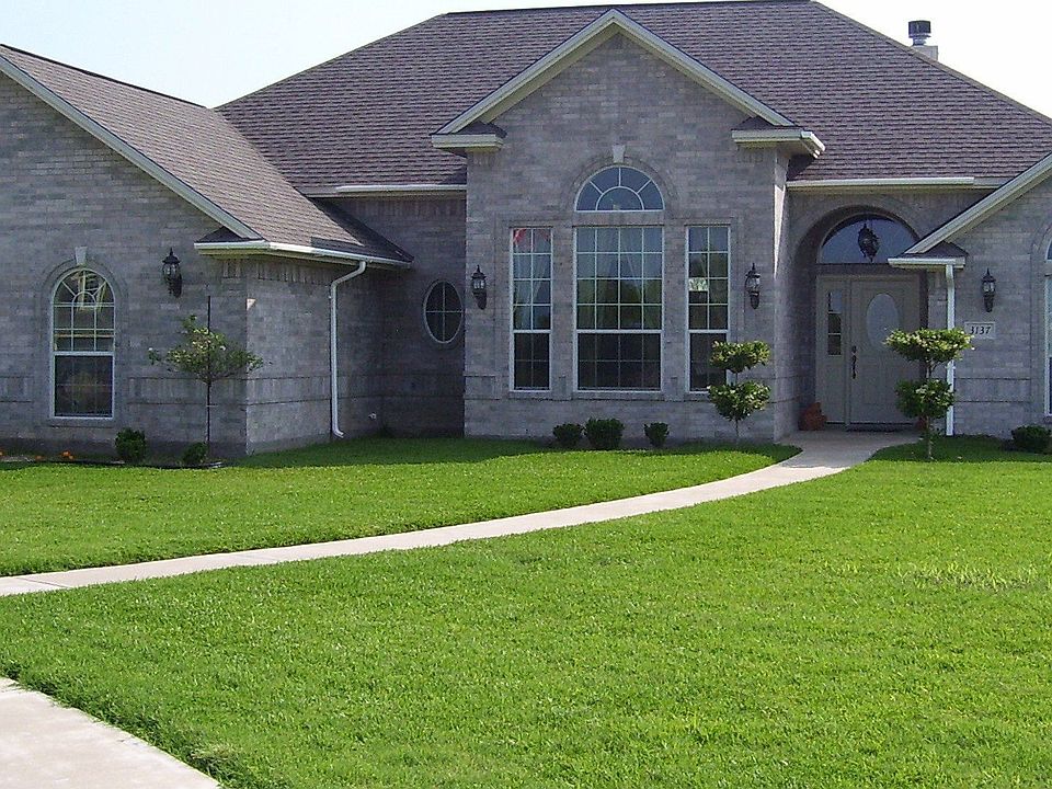 Exterior Frong