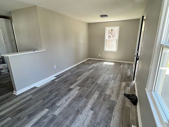3rd image of 2727 S 37th St