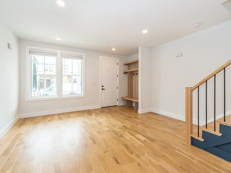 13 Wheeler St #1 — Photo 4