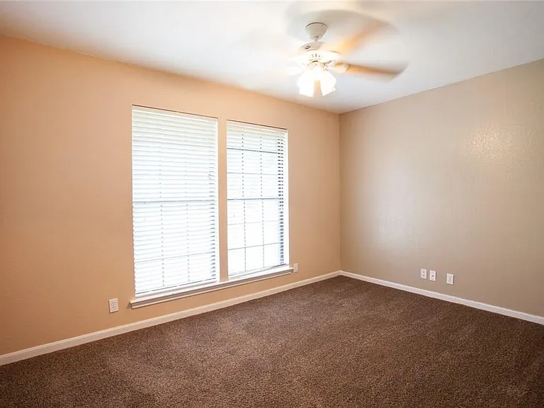 309 Juniper Dr — Photo 27