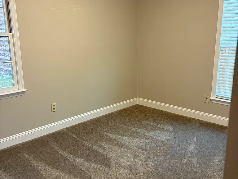 2426 Jay Cir — Photo 13