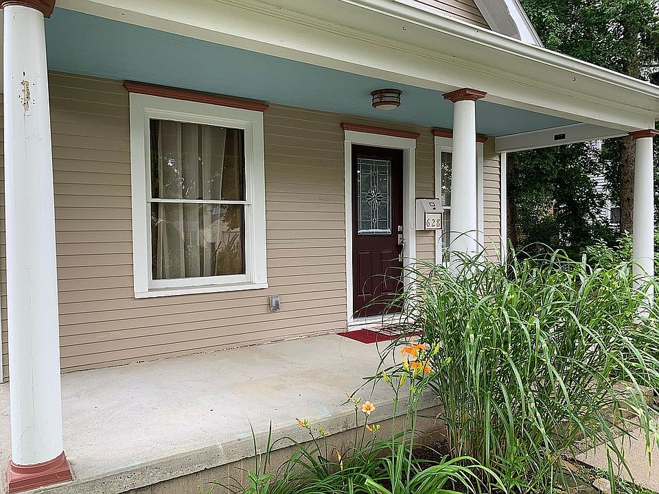 2nd image of 628 Pierce St