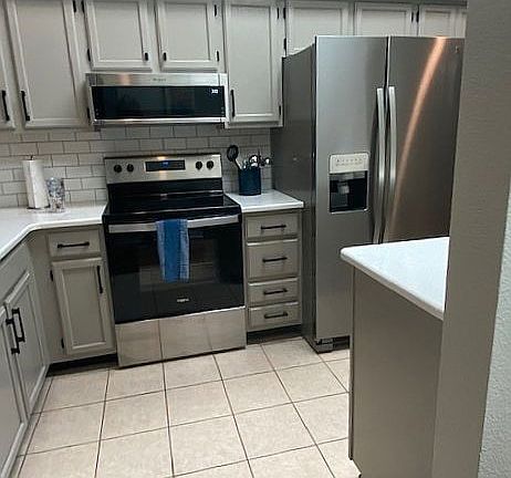 4th image of 2521 Pine Cove Ln