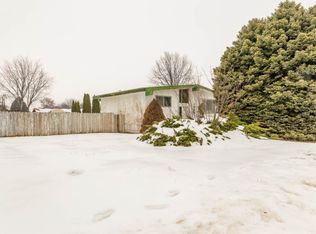 1933 McMurray Ave, Richland, WA 99354