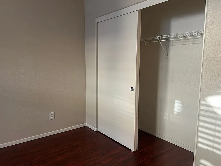 1355 Nicolette Ave #1323 — Photo 21